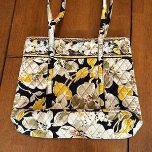 Vera Bradley purse